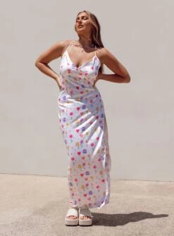 Princess Polly My Love Maxi Dress White Multi -Princess Polly Sales 1 0b4ebe2e f002 44a0 b153 a51eedec4448
