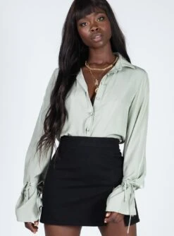 Princess Polly Forbidden Shirt Sage -Princess Polly Sales 1 0ddfa76a 0057 4acd 839b aa2e4af1ec64