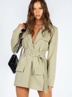 Steinway Mini Dress Green -Princess Polly Sales 1 f4877925 7e9d 43a8 9a44 785d2c1ce9be