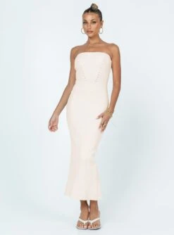 Jayan Strapless Maxi Dress White -Princess Polly Sales 2 modelinfo Alexis us2 3b45064d 0c4d 468f 8b7b 2da44a02fe9a