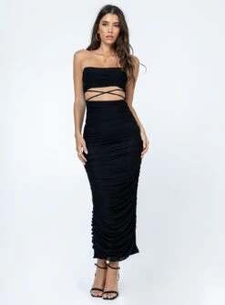 Princess Polly Lapira Maxi Dress Black -Princess Polly Sales 2 modelinfo Cindy us2 b6b70dba e2c2 4dc2 b69a d3499369c984