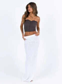 Princess Polly Pamola Strapless Top Slate -Princess Polly Sales 2 modelinfo Elise us2 e2e9f9dd 3b50 46d5 9782 50a9f45d1a6f