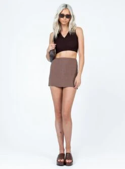 Princess Polly Patterson Top Brown -Princess Polly Sales 2 modelinfo emily us2 32423b3e feeb 40a2 9903 9256f88d813f