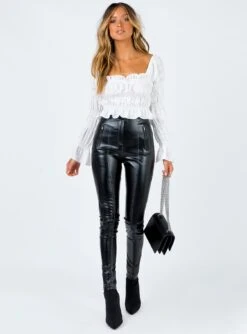 Princess Polly Jolee Top White -Princess Polly Sales 2 2deabff0 eb6a 42e6 b6d1 b2f006d20055