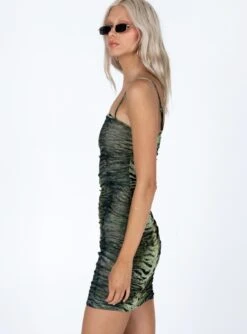 Princess Polly Rohan Mini Dress Green -Princess Polly Sales 3 modelinfo IRA US2 7d9ce00c 507a 4994 8167 b378148e8039