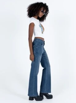 Princess Polly Carvalho Flare Jeans Mid Wash Denim -Princess Polly Sales 3 modelinfo alexa us2 63400593 e79b 4931 ba45 222264ec717b