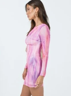 Princess Polly Barclay Long Sleeve Mini Dress Pink -Princess Polly Sales 3 modelinfo casey us2 f188fdff 7716 402c 9104 9f682f6636bd