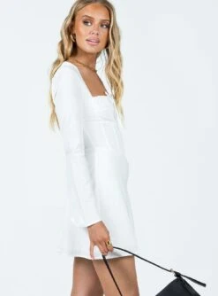 Princess Polly Aalyah Corset Mini Dress White -Princess Polly Sales 3 modelinfo elly us2 c394c0df 6c7e 4835 b5a2 08e8984b4de2