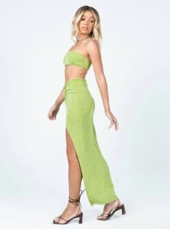 Princess Polly Karley Twist Set Green -Princess Polly Sales 3 modelinfo emma US2 28c6231c 6792 4339 bbc8 e8ebad3f6fc3