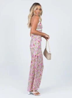 Princess Polly Emily Maxi Dress Pink Floral -Princess Polly Sales 3 modelinfo emma us2 c65f09bb 2846 4b55 aa49 ecd30db77973