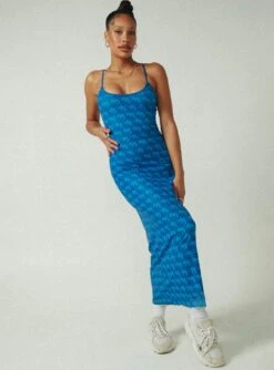 JGR & STN Cassie Maxi Dress Blue -Princess Polly Sales 3 modelinfo model us4 b43a8e88 52a7 4019 bd2f 3cfdc06b3a62