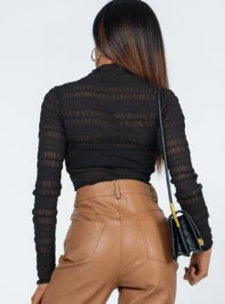 Princess Polly Judie Long Sleeve Top Black -Princess Polly Sales 4 modelinfo Carter us2 d8b08392 ec9e 4ff2 88ac daa99c3717ff