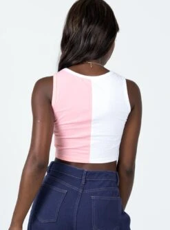 Princess Polly Both Sides Tank Top Multi -Princess Polly Sales 4 modelinfo Cynthia US4 a3c8c3ed 78bc 4d0c 8b7c 6216e90d5da2