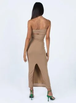 Princess Polly Catherine Maxi Dress Brown -Princess Polly Sales 4 modelinfo Jess us2 7add9985 aa04 436e 8252 03ed56dead24