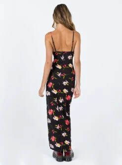 Princess Polly Brailey Maxi Dress Black Multi -Princess Polly Sales 4 modelinfo Kiana us2 94369931 8eee 4c57 9dd6 f8f45fc7e8a8
