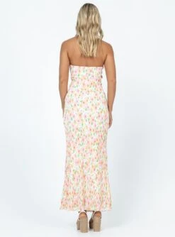 Princess Polly Tiarna Strapless Maxi Dress White / Floral 7 Princess Polly Tiarna Strapless Maxi Dress White / Floral -Princess Polly Sales 4 modelinfo anni us2 c8f449c1 94fd 4263 9d1e bf1b03110c51