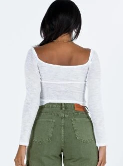 Zelda Off The Shoulder Top Ivory -Princess Polly Sales 4 modelinfo bodor us4 c7c8c599 4ede 4623 b430 a649e9668f7c