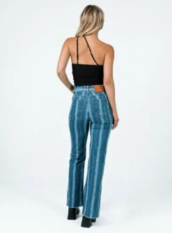 Princess Polly Albanie Denim Jeans -Princess Polly Sales 4 modelinfo chloe e us2 387217cc 69e9 40ed 829b a9fde5955ef3