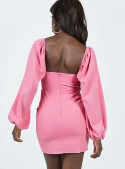 Princess Polly Lillie Long Sleeve Mini Dress Bright Pink 10 Princess Polly Lillie Long Sleeve Mini Dress Bright Pink -Princess Polly Sales 4 modelinfo cynthia us4 2164bb35 b54f 4d0b a74e 5a684d438aac