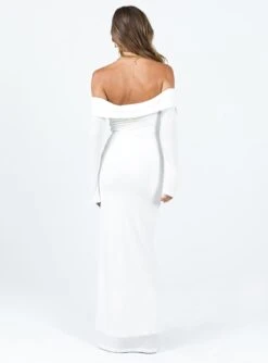 Princess Polly Maida Maxi Dress White 9 Princess Polly Maida Maxi Dress White -Princess Polly Sales 4 modelinfo elise us2 0a035754 438d 4c43 8ba4 9dfbc467c418