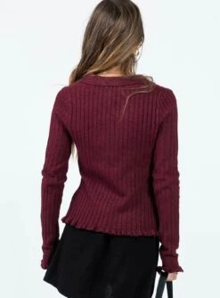Princess Polly Lahey Long Sleeve Polo Knit Top Maroon -Princess Polly Sales 4 modelinfo elise us2 a4bf8d6b 898e 4cea b0e5 db82ff6ec32d