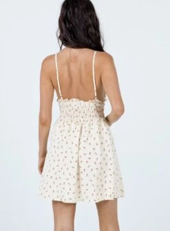 Roza Mini Dress Beige Petite -Princess Polly Sales 4 modelinfo izy US2 69893410 fb53 4783 8a1f a7b998f2299d