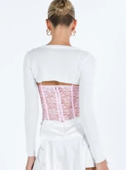 Alexanderson Cardigan White -Princess Polly Sales 4 modelinfo kiana us2 cfb1f6eb 8903 48fc bd8e d8419aacee53