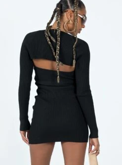 Hellie Mini Dress Black 7 Hellie Mini Dress Black -Princess Polly Sales 4 modelinfo lola us4 ee0f9670 1120 4ce6 ab88 0bdf59a986dd