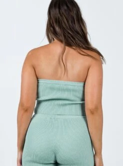 Zimmer Knit Tube Blue -Princess Polly Sales 4 modelinfo mikayla us6 055d20c2 87bf 4daa 8c12 17e9cc9f1deb