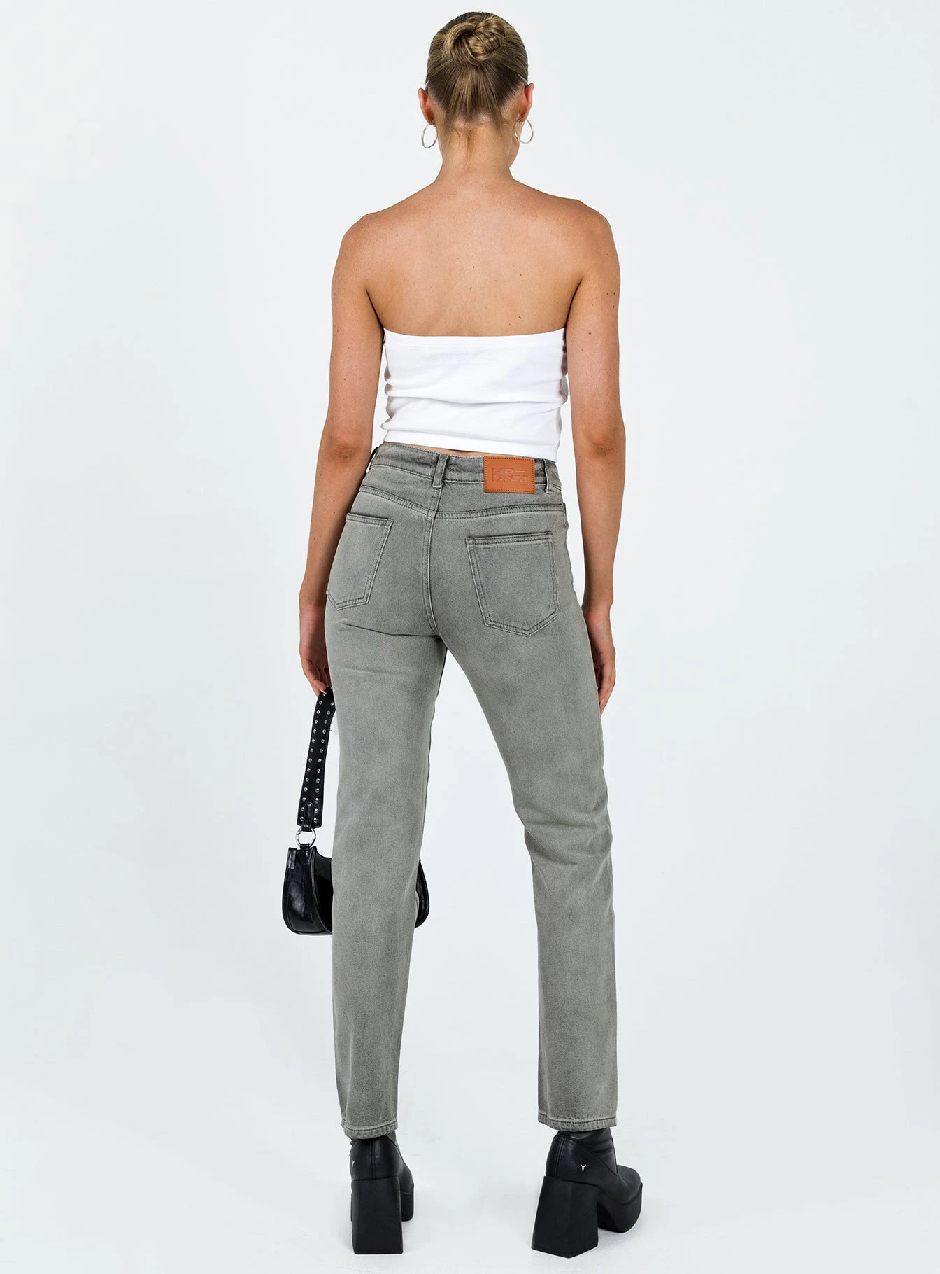 Princess Polly Tangmere Mid Rise Slim Jeans Grey 4 Princess Polly Tangmere Mid Rise Slim Jeans Grey - Image 4