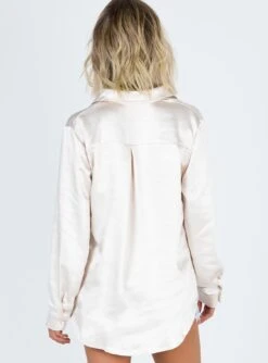 Vintage Vibes Shirt Champagne -Princess Polly Sales 4 78054e21 c667 43c2 b2fe dc5cccd2bff4