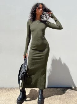 Princess Polly Karim Ribbed Knit Maxi Dress Khaki -Princess Polly Sales 5 modelinfo Kristen us2 bb3c05b6 d636 4dc0 a718 eaf58fbe0a83