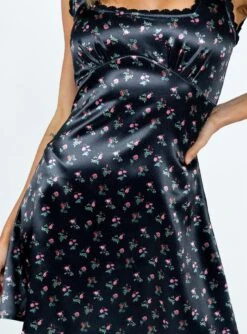 Princess Polly Berlin Satin Mini Dress Black Floral 12 Princess Polly Berlin Satin Mini Dress Black Floral -Princess Polly Sales 5 modelinfo kinsey us2