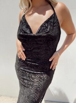 Princess Polly Kartia Maxi Dress Black -Princess Polly Sales C42B5586 4C35 4659 B1A0 C019CE947412