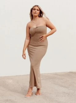 Princess Polly Charm Strapless Maxi Dress Brown 15 Princess Polly Charm Strapless Maxi Dress Brown -Princess Polly Sales Charm Strapless Maxi Dress Brown 3