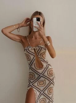 Jagger & Stone The Paris Maxi Dress Multi -Princess Polly Sales JAGGER STONE THE PARIS MAXI DRESS MULTI a753ea97 2520 4eb8 89ff e4c867a34171