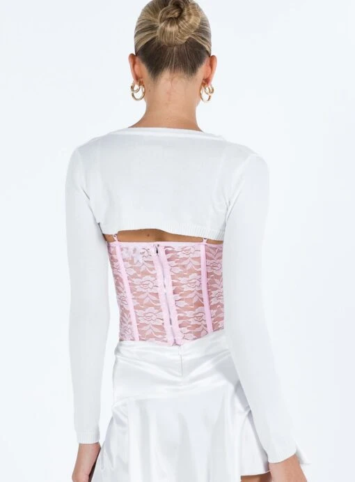 Princess Polly Sales -Princess Polly Sales 4 modelinfo kiana us2 cfb1f6eb 8903 48fc bd8e d8419aacee53 510x691 1